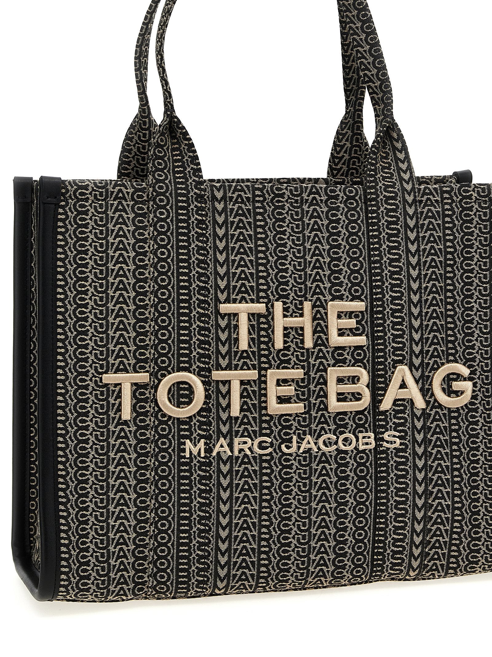 MARC JACOBS