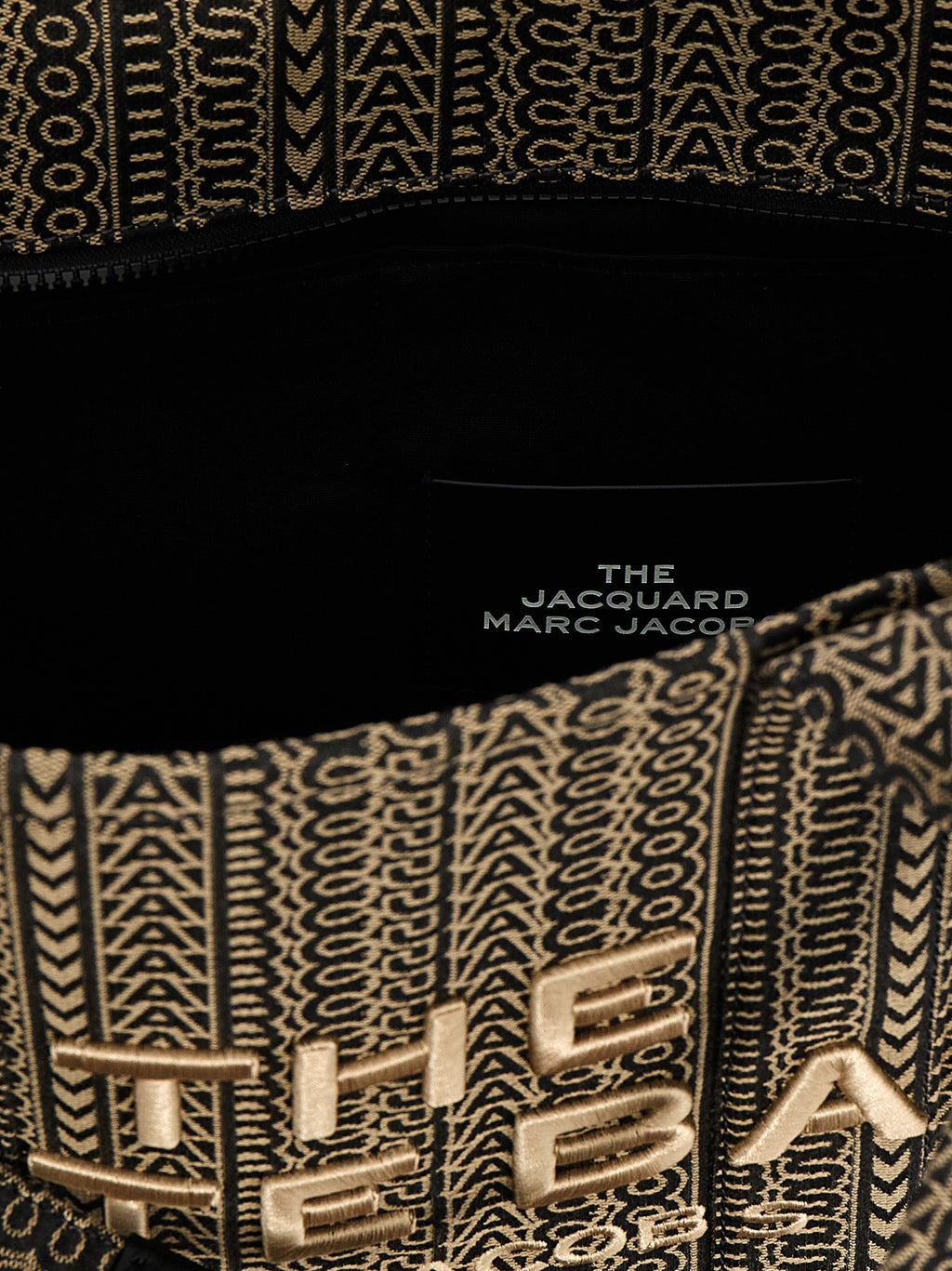 MARC JACOBS