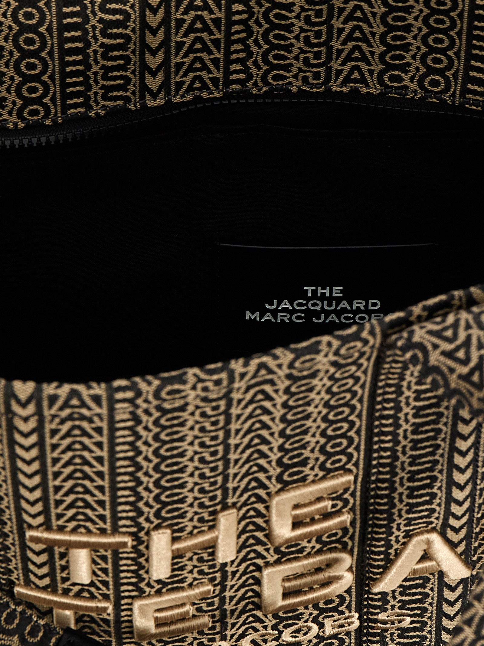 MARC JACOBS