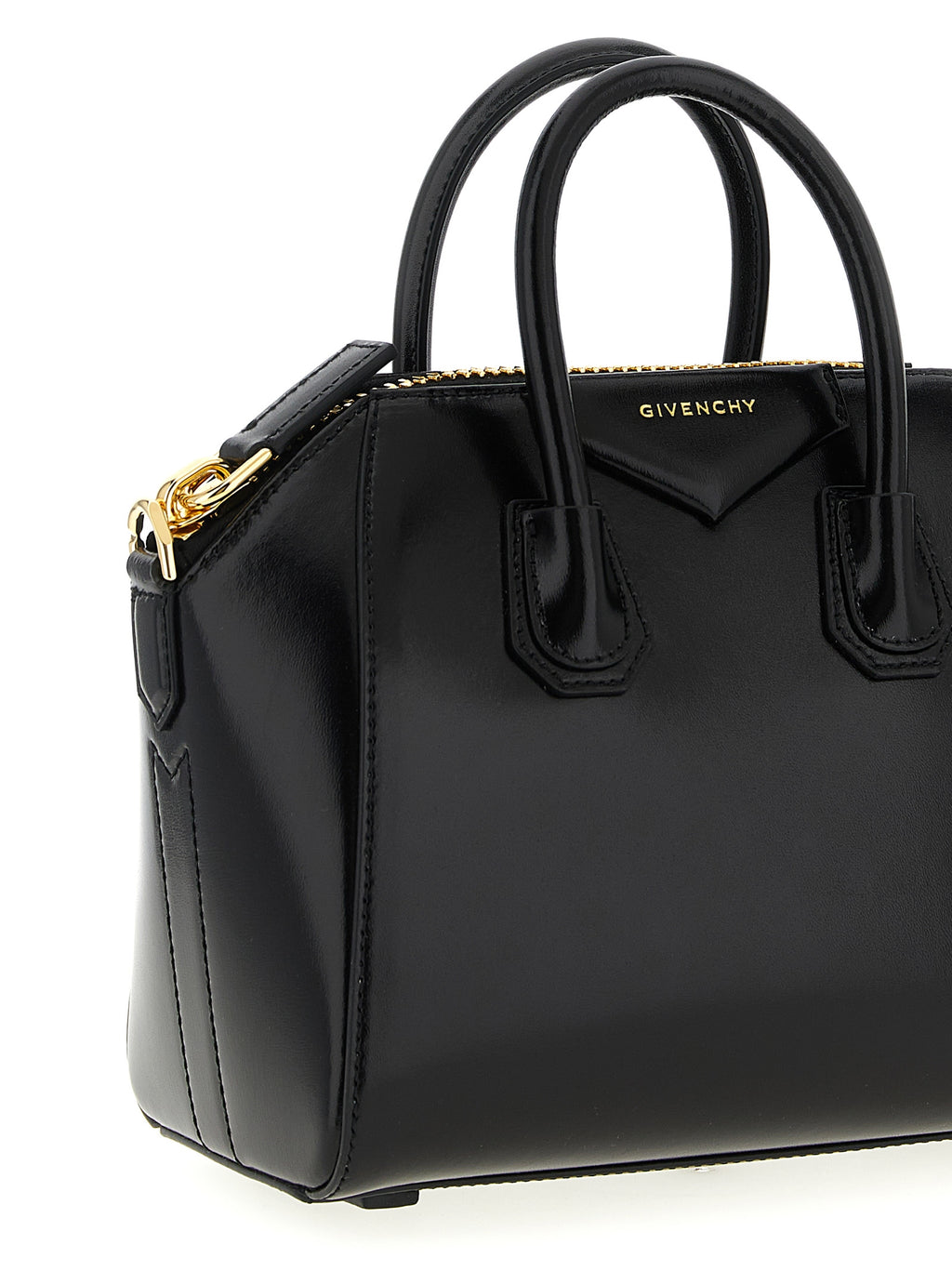 GIVENCHY