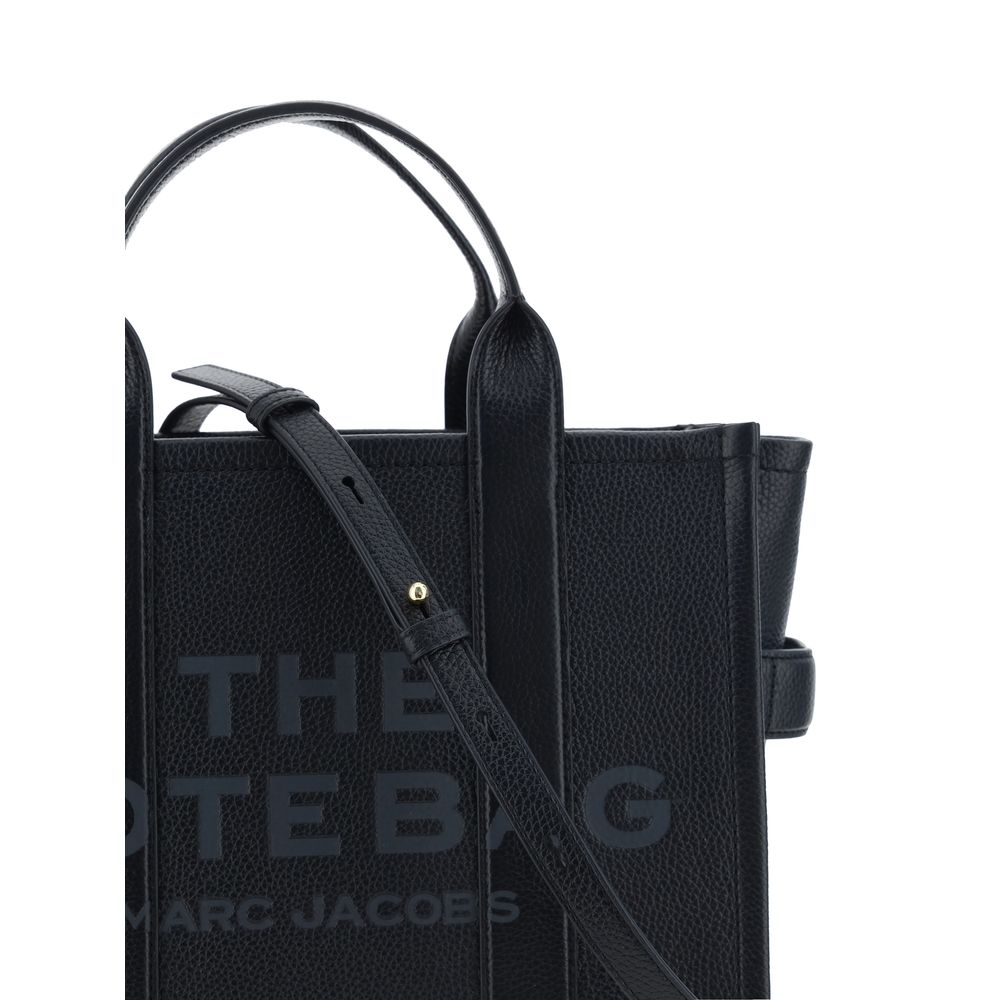 MARC JACOBS